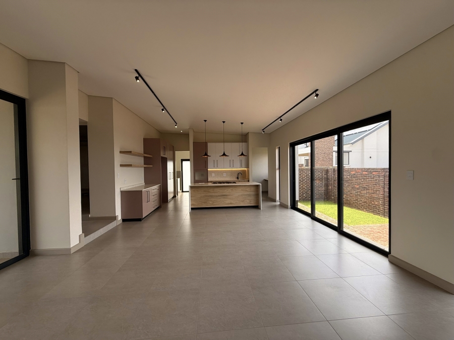 3 Bedroom Property for Sale in Helderzicht Eco Estate North West